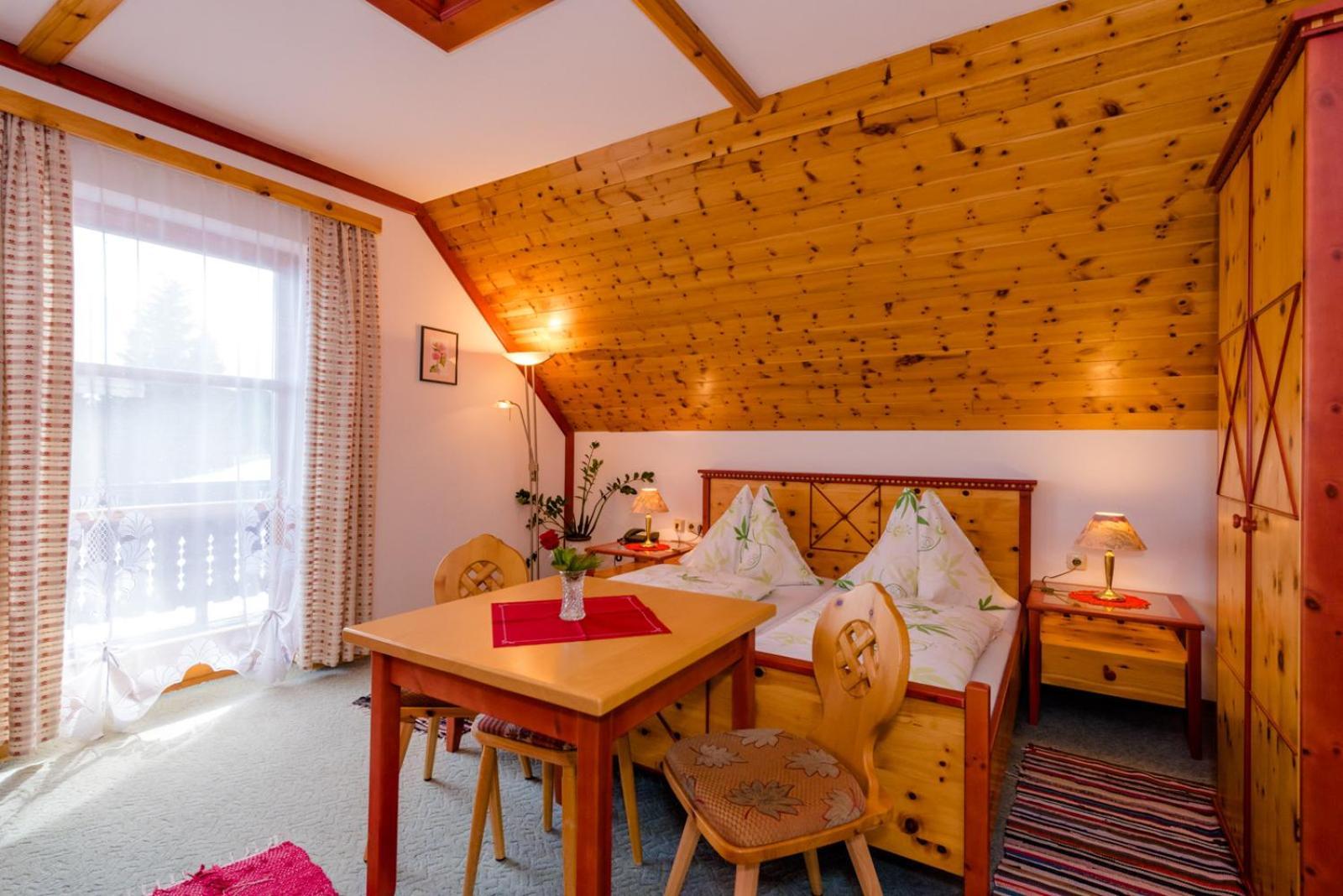 Almidylle Sabathy Hotel Obdach Bilik gambar