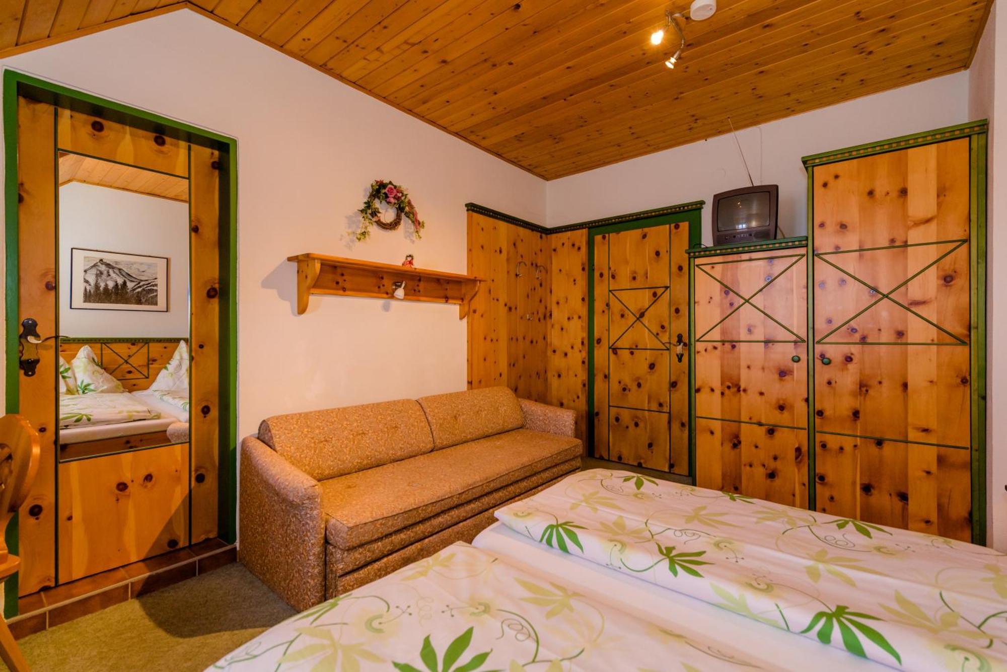 Almidylle Sabathy Hotel Obdach Bilik gambar